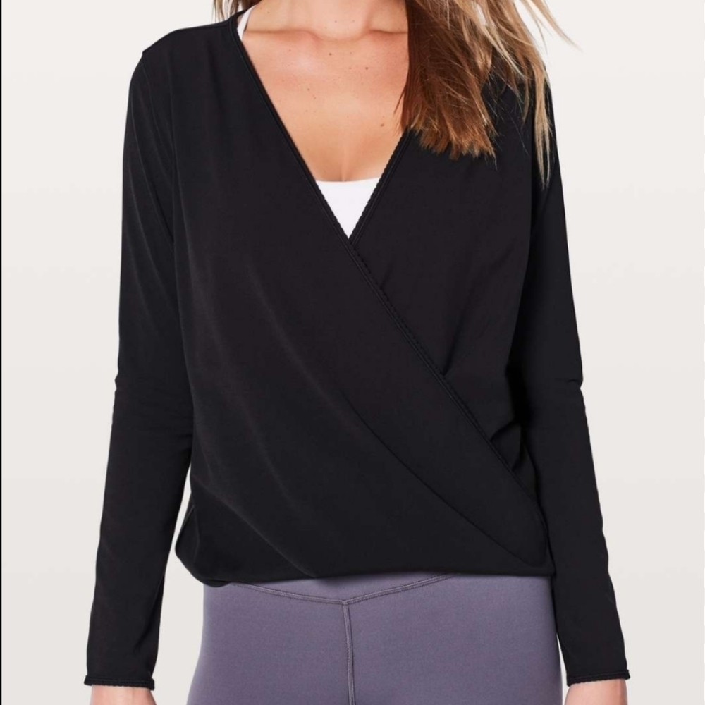 Lululemon Full Freedom Long Sleeve - Black size 6 small @v